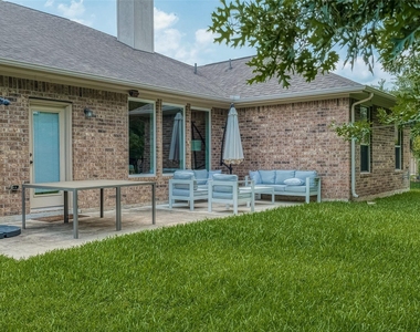 167 Pinto Point Place - Photo Thumbnail 36