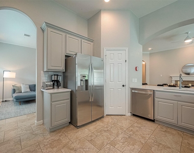 167 Pinto Point Place - Photo Thumbnail 8