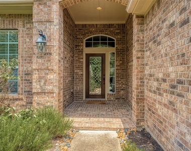 167 Pinto Point Place - Photo Thumbnail 4