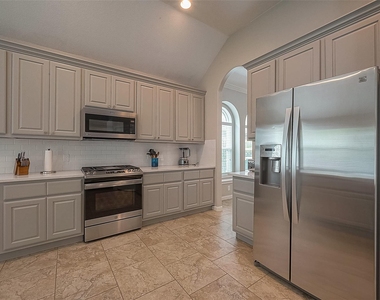 167 Pinto Point Place - Photo Thumbnail 15