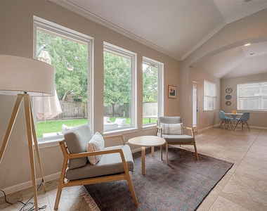 167 Pinto Point Place - Photo Thumbnail 16