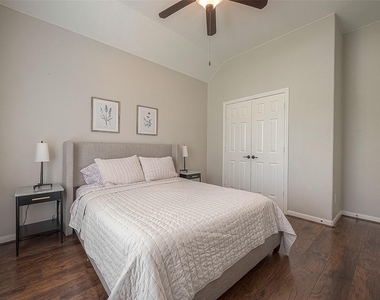 167 Pinto Point Place - Photo Thumbnail 28