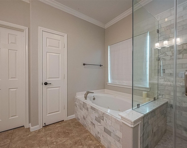 167 Pinto Point Place - Photo Thumbnail 25