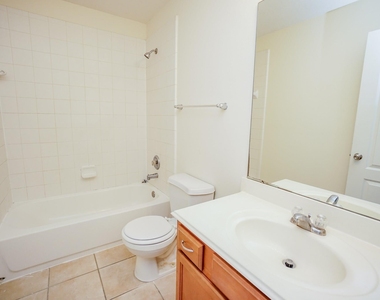 1323 Colonial Manor Drive - Photo Thumbnail 27