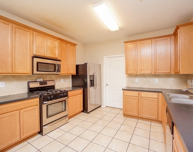 1323 Colonial Manor Drive - Photo Thumbnail 11