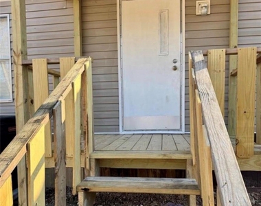 511 County Road 2218 - Photo Thumbnail 1