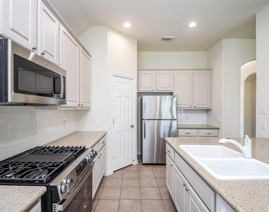 4703 Camden Brook Lane - Photo Thumbnail 12