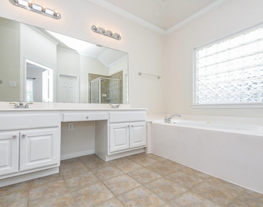 4703 Camden Brook Lane - Photo Thumbnail 15