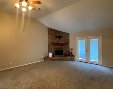 15811 Part Drive - Photo Thumbnail 1