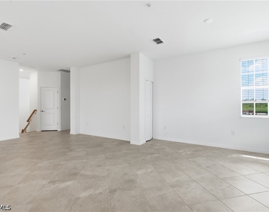 15918 Green Acres Avenue - Photo Thumbnail 13