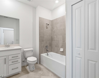 15918 Green Acres Avenue - Photo Thumbnail 27