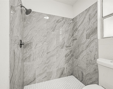 13327 N Thorntree Drive - Photo Thumbnail 21