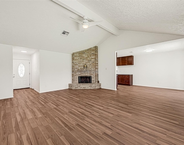 13327 N Thorntree Drive - Photo Thumbnail 7