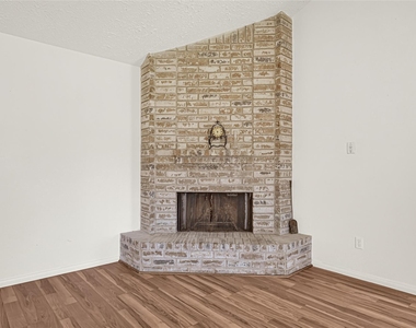 13327 N Thorntree Drive - Photo Thumbnail 8