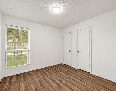 13327 N Thorntree Drive - Photo Thumbnail 12