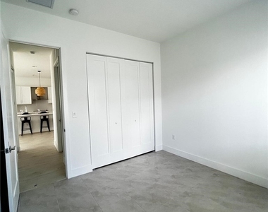5081 Gambero Way - Photo Thumbnail 17