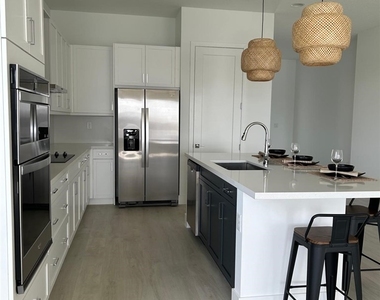 5081 Gambero Way - Photo Thumbnail 6
