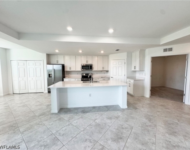 15970 Grassland Lane - Photo Thumbnail 10