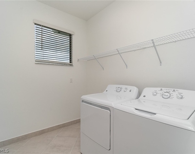 12750 Woodbury Drive - Photo Thumbnail 17