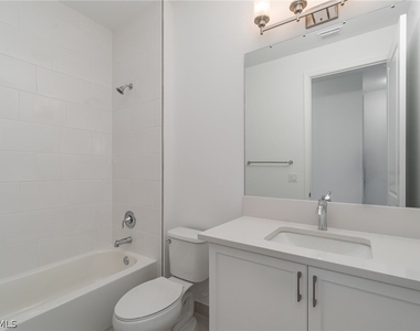 12750 Woodbury Drive - Photo Thumbnail 22