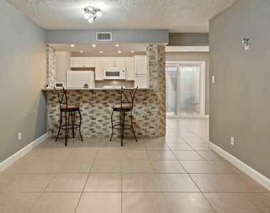 6111 Beverly Hill Street - Photo Thumbnail 9