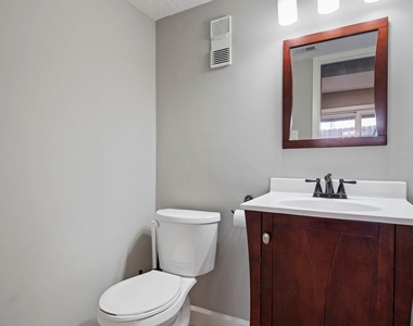 6111 Beverly Hill Street - Photo Thumbnail 10