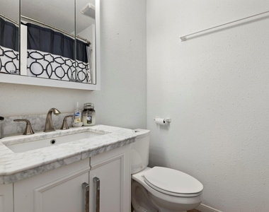 6111 Beverly Hill Street - Photo Thumbnail 13