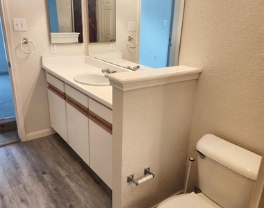 1330 Old Spanish Trail - Photo Thumbnail 7