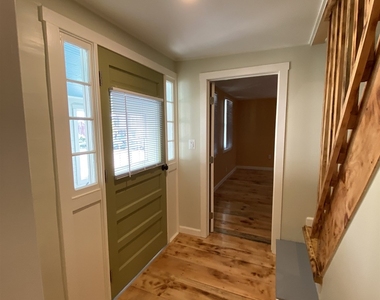 21 East Bow - Photo Thumbnail 13