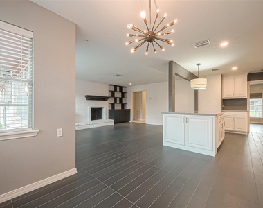 11406 High Star Drive - Photo Thumbnail 24