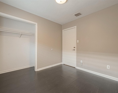 11406 High Star Drive - Photo Thumbnail 38