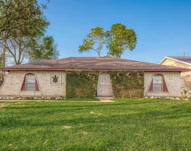 11406 High Star Drive - Photo Thumbnail 2