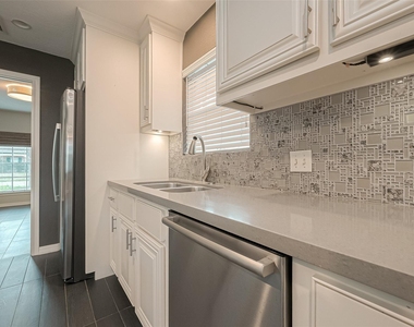11406 High Star Drive - Photo Thumbnail 21