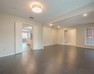 11406 High Star Drive - Photo Thumbnail 12