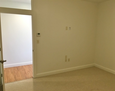 875 Elm - Photo Thumbnail 30