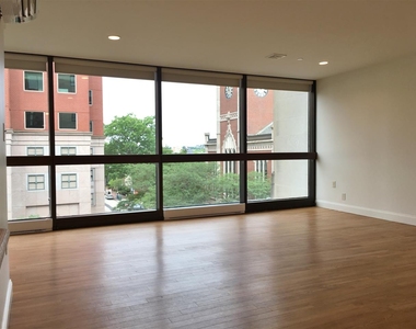 875 Elm - Photo Thumbnail 6