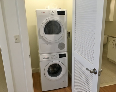 875 Elm - Photo Thumbnail 26