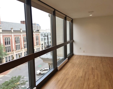 875 Elm - Photo Thumbnail 8