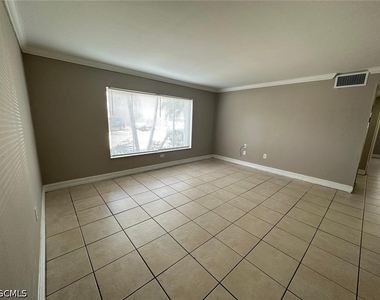 1830 Maravilla Avenue - Photo Thumbnail 20