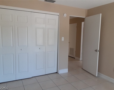 1830 Maravilla Avenue - Photo Thumbnail 21