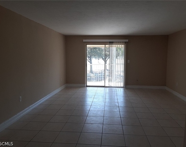 1830 Maravilla Avenue - Photo Thumbnail 12