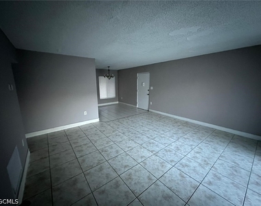 1830 Maravilla Avenue - Photo Thumbnail 28