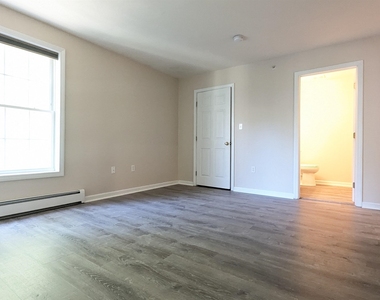 1465 Hooksett - Photo Thumbnail 13