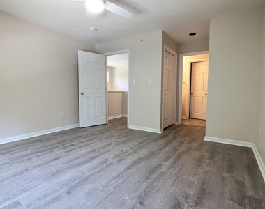 1465 Hooksett - Photo Thumbnail 17