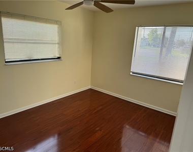 1716 Se 6th Street - Photo Thumbnail 35