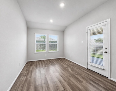 12900 S Winding Pines Drive - Photo Thumbnail 11