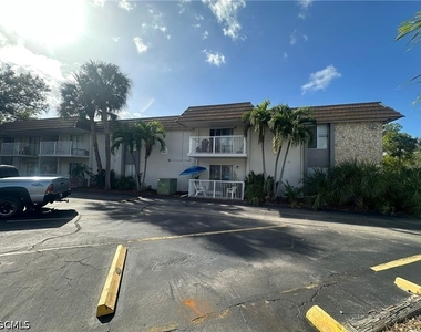 1830 Maravilla Avenue - Photo Thumbnail 2