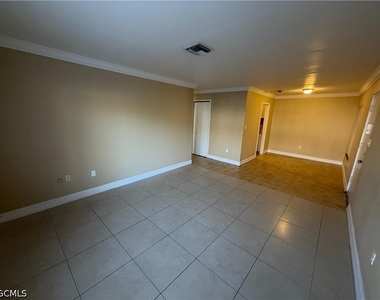 1830 Maravilla Avenue - Photo Thumbnail 15