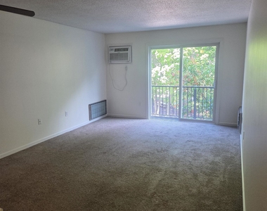 120 Fisherville - Photo Thumbnail 7