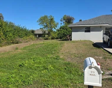 245 Meadow Road - Photo Thumbnail 3